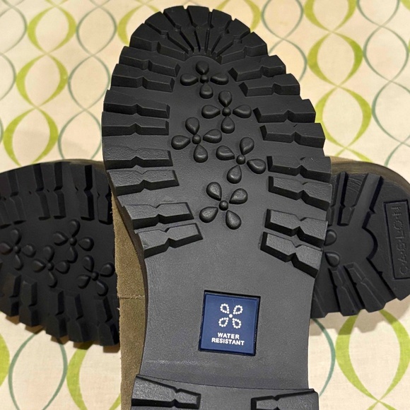 CASLON Olive Suede Lug Sole Loafers — Size 8 -- NWT - Picture 4 of 5